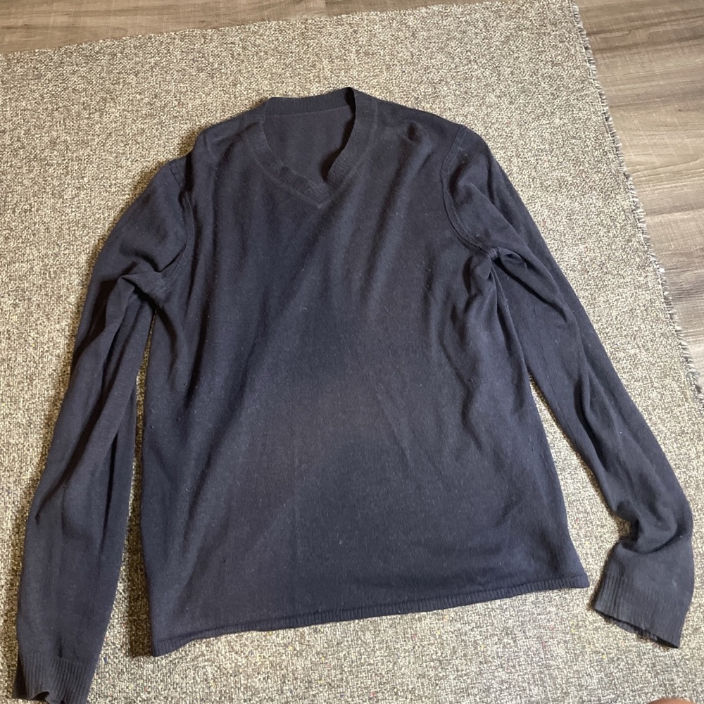 100% cashmere sweater